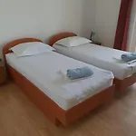 Hostel Luka's & *