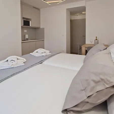 Hostal Luka's &