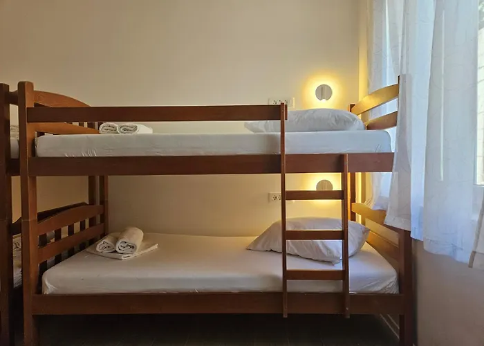 Luka's & * Hvar Town